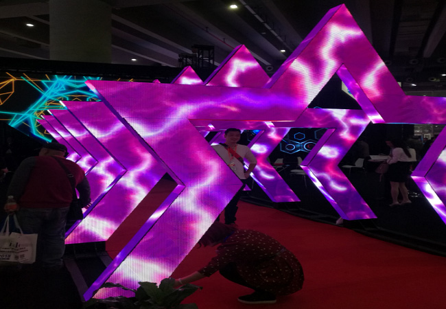 Pentagonal outdoor P5 LED display