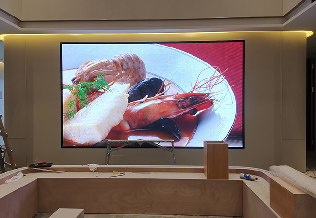 浙江宁波售楼中心全彩P2.5LED屏项目