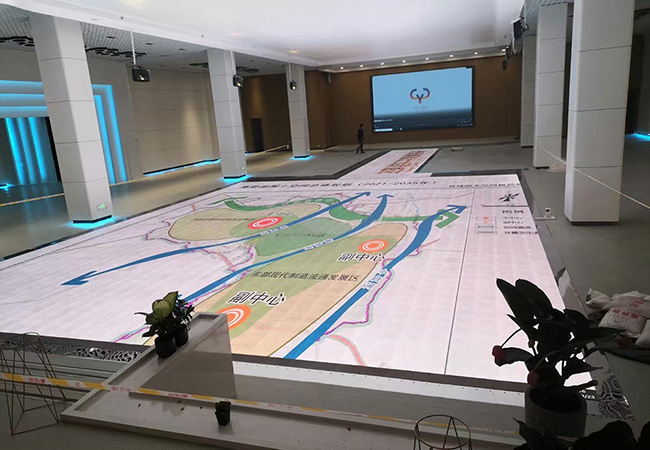 Hebei Baoding shopping mall hall P3.91-170 square floor tile screen