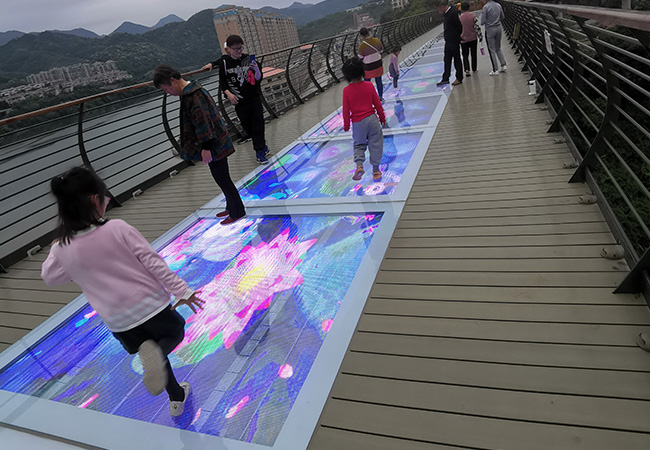 Fujian Sanming Scenic Spot led glass plank road screen 26 square project